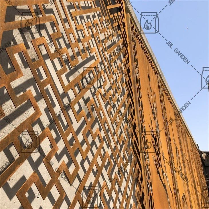 Tiag Rust Steel Screens