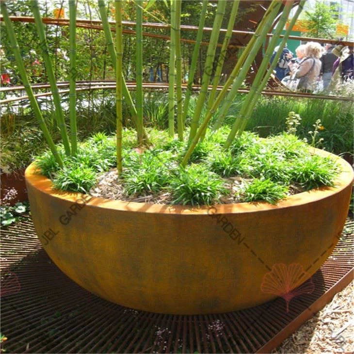 Loj Planter Box