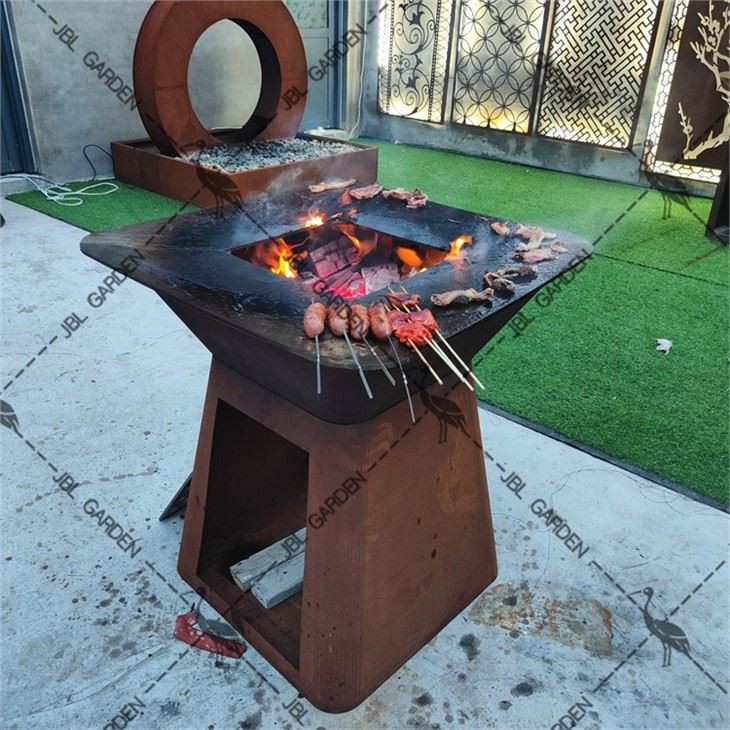 Qhov cub thiab Grill