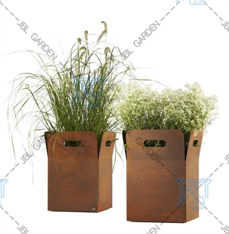 Galvanised Raised Garden Beds