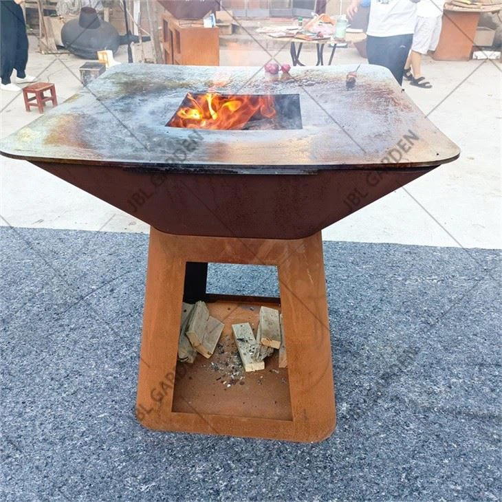 Metal Barbecue Grill