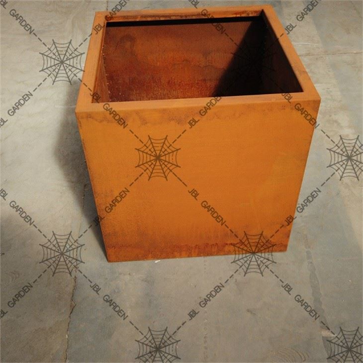 Metal Planters For Sale