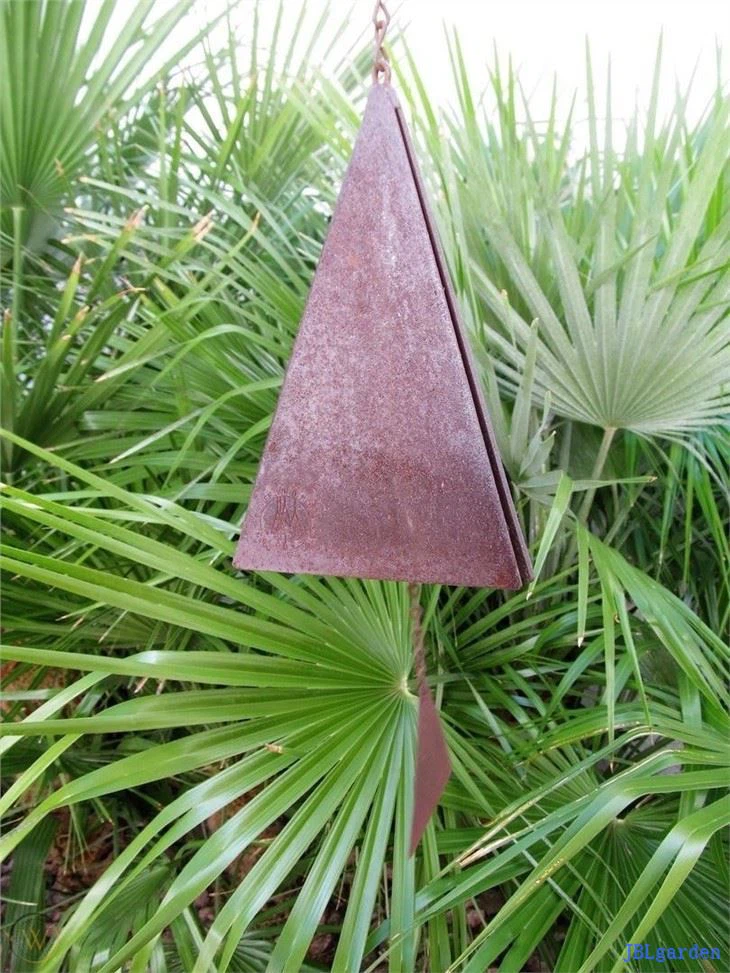 MID CENTURY MODERN METAL WIND CHIME