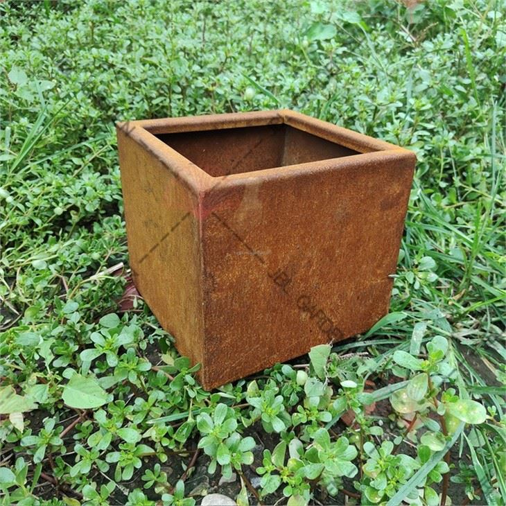 Outdoor Metal Raised Garden Bed