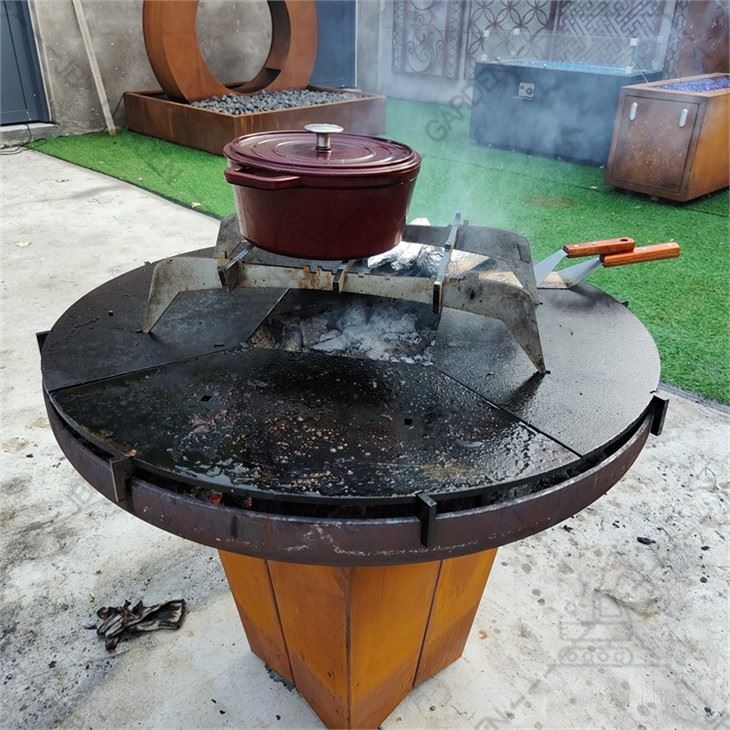 Round Fire Pit Bbq