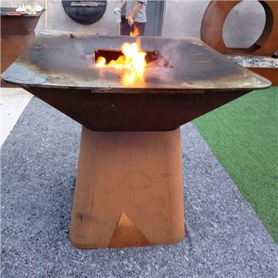 Barbecue Grill Stand