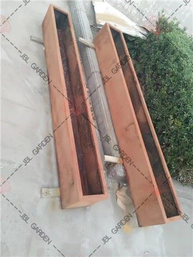 Sab nraum zoov Garden Planter Boxes