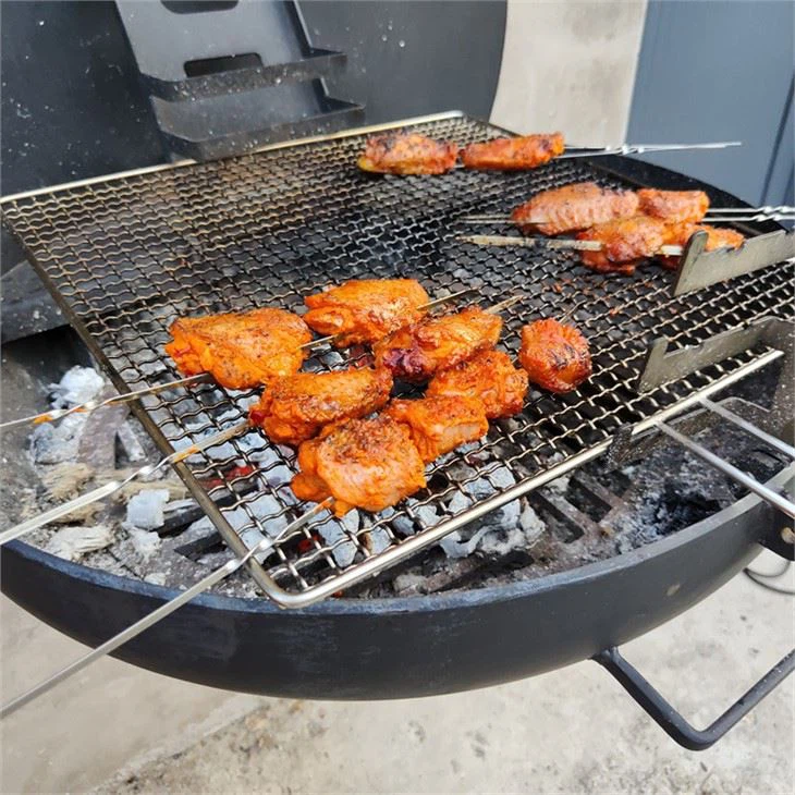 Phab ntsa Mounted Fire Bowl