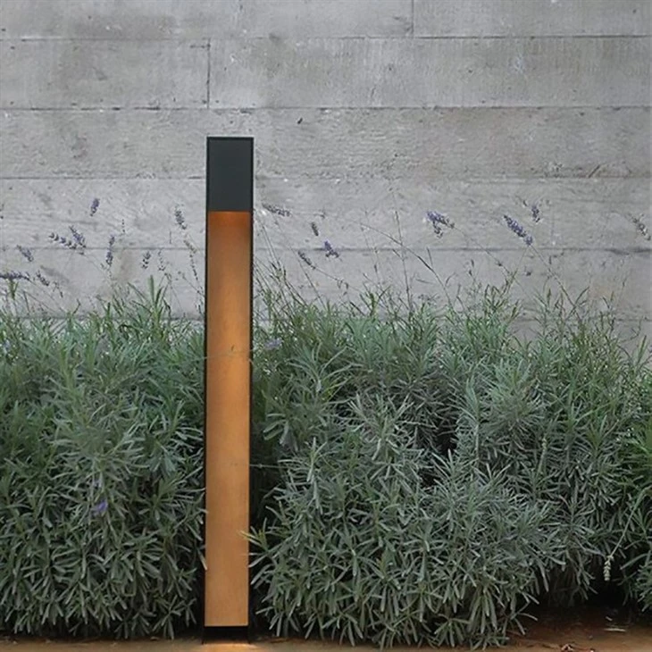 Corten Lamp Post factory
