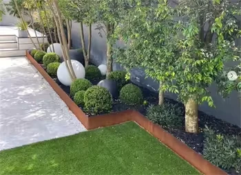 Flexible Flower Bed Border