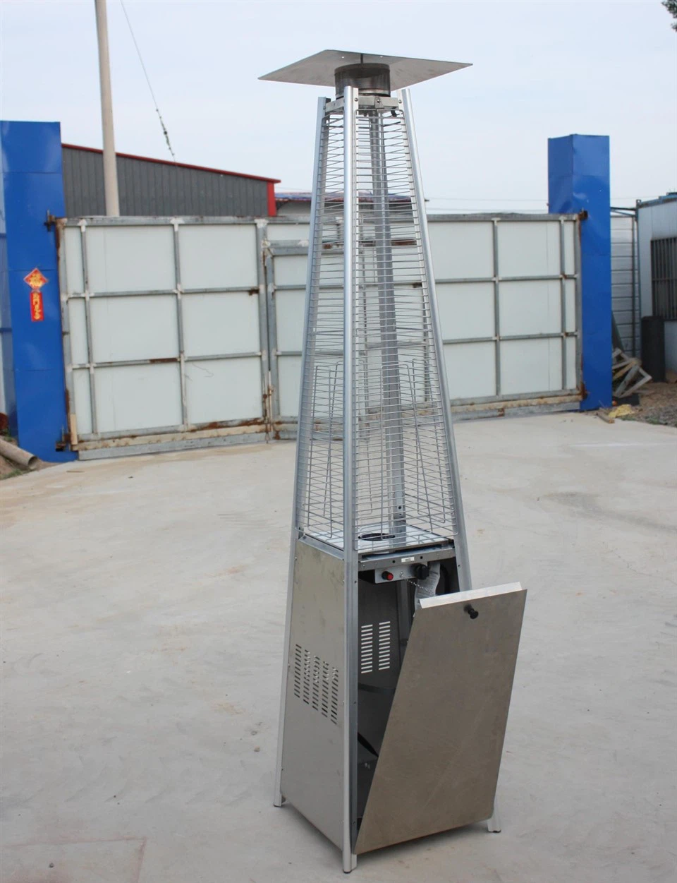 Portable And Efficient: Tower - Shaped Stainless Steel Heater Debuts